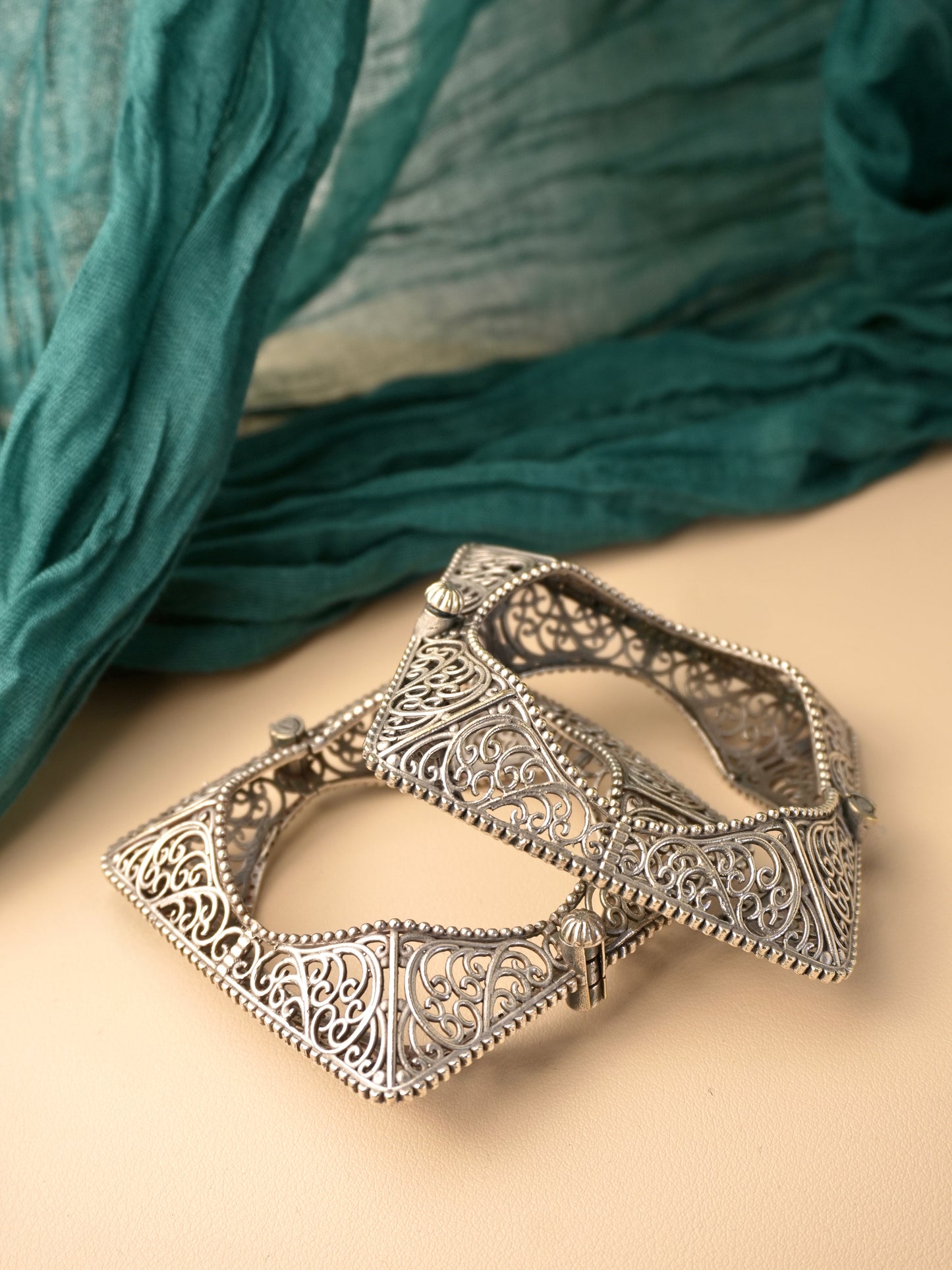 Asmita Oxidised Kada Bangle