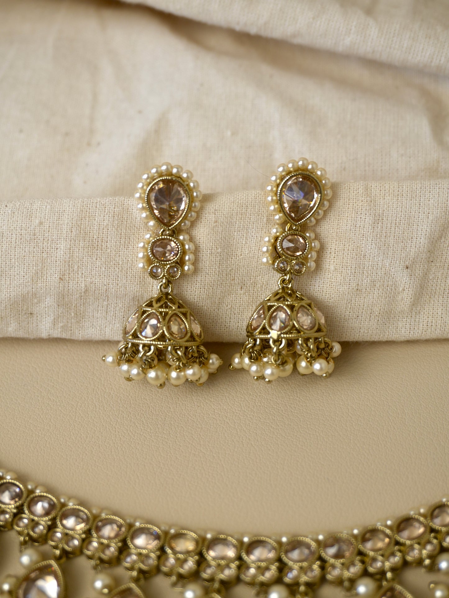 Aditi Necklace Set