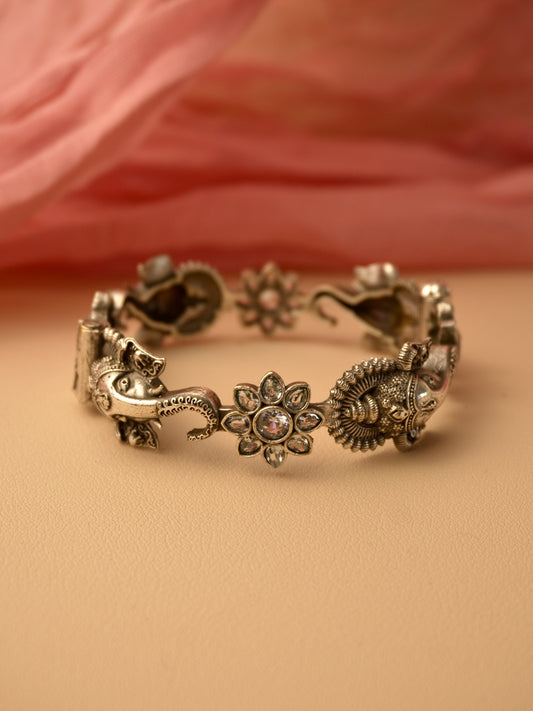 Riddhi Oxidised Kada Bangle