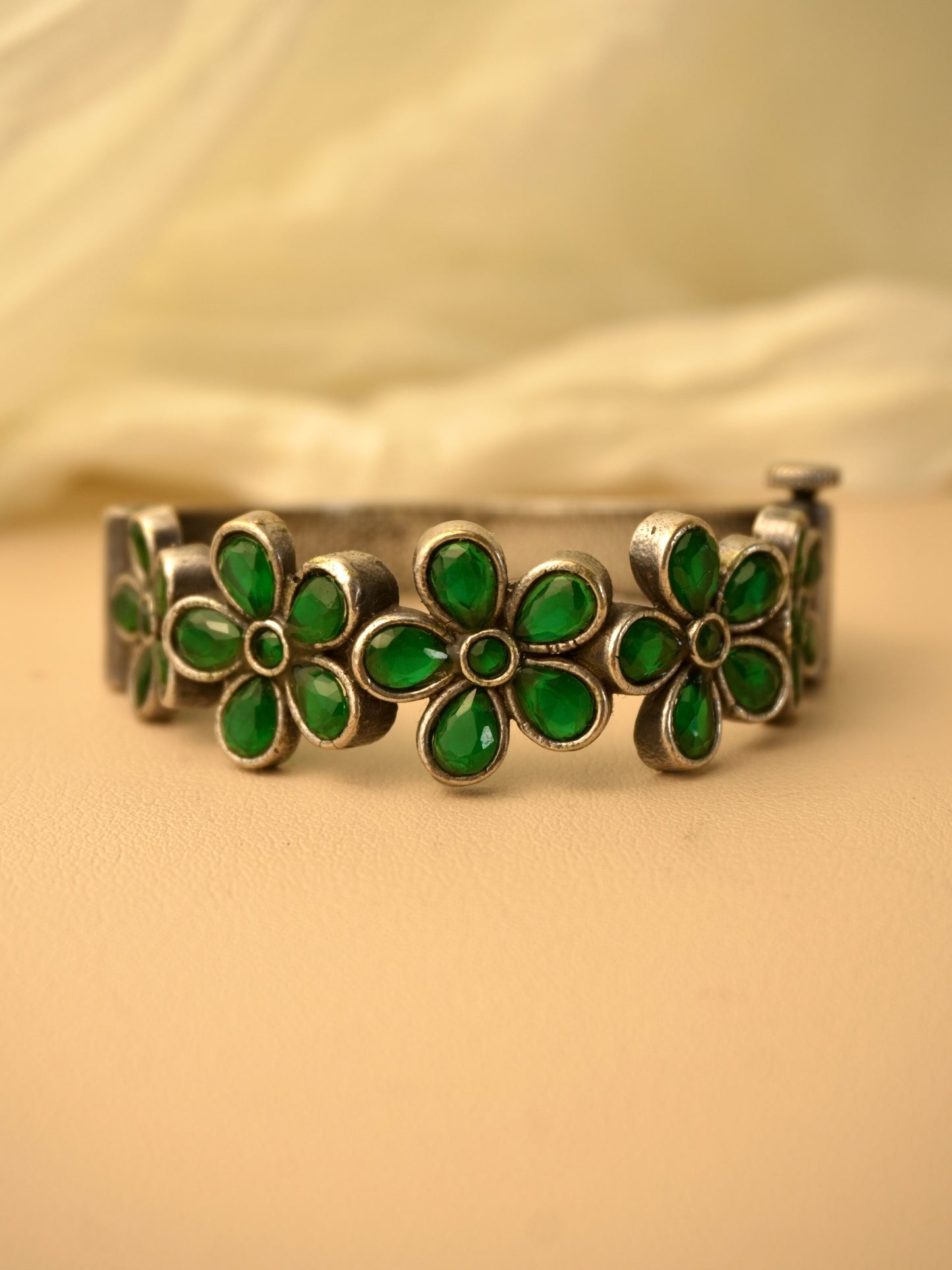 Naveena Oxidised Kada Bangle