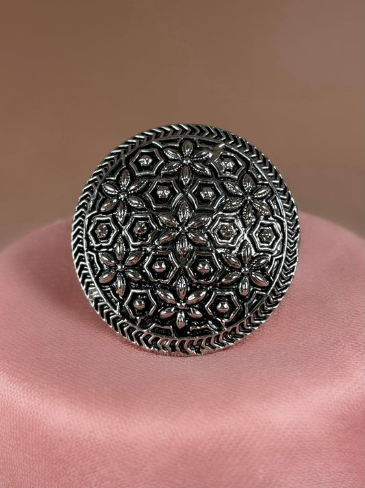 Toya Oxidised Ring