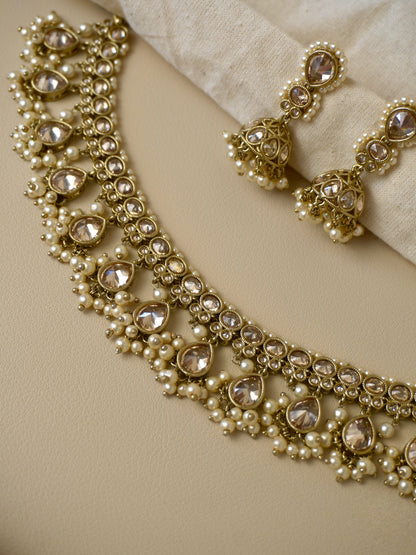 Aditi Necklace Set