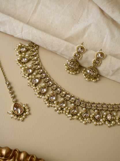Aditi Necklace Set