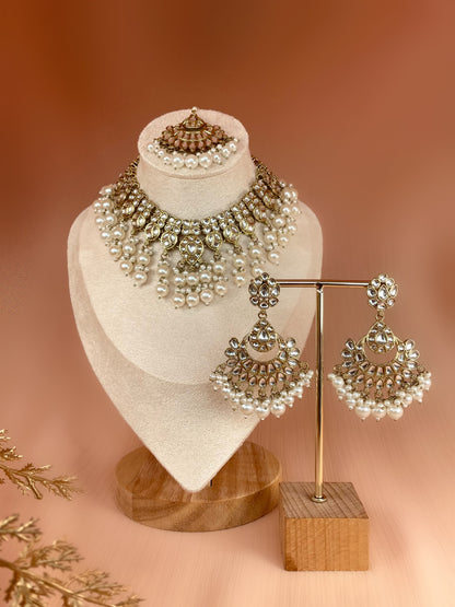 Antara Necklace Set