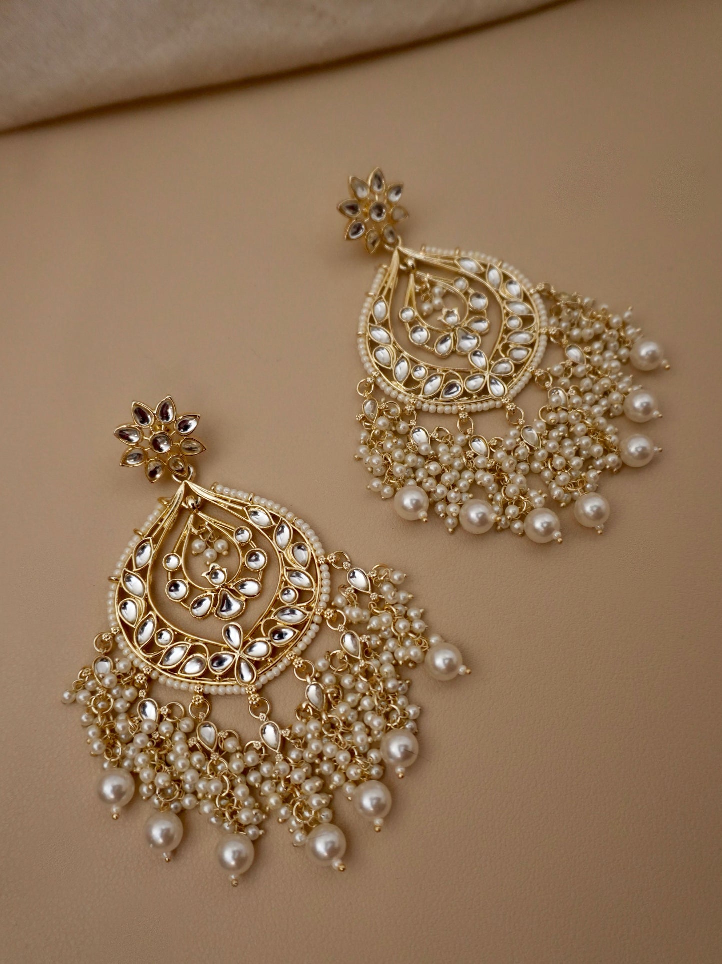 Chahna Earrings