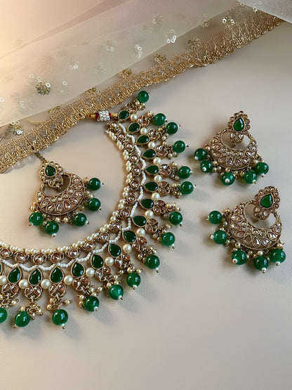 Ruhi Necklace Set