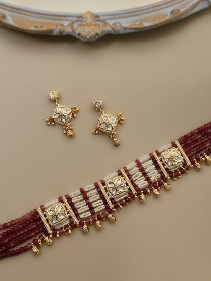 Sanaaya Kundan Choker Set