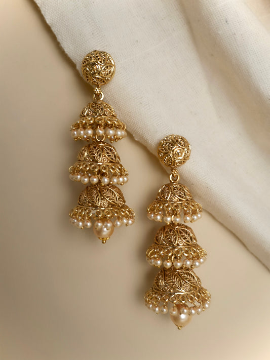 Jiya Jhumka Earrings