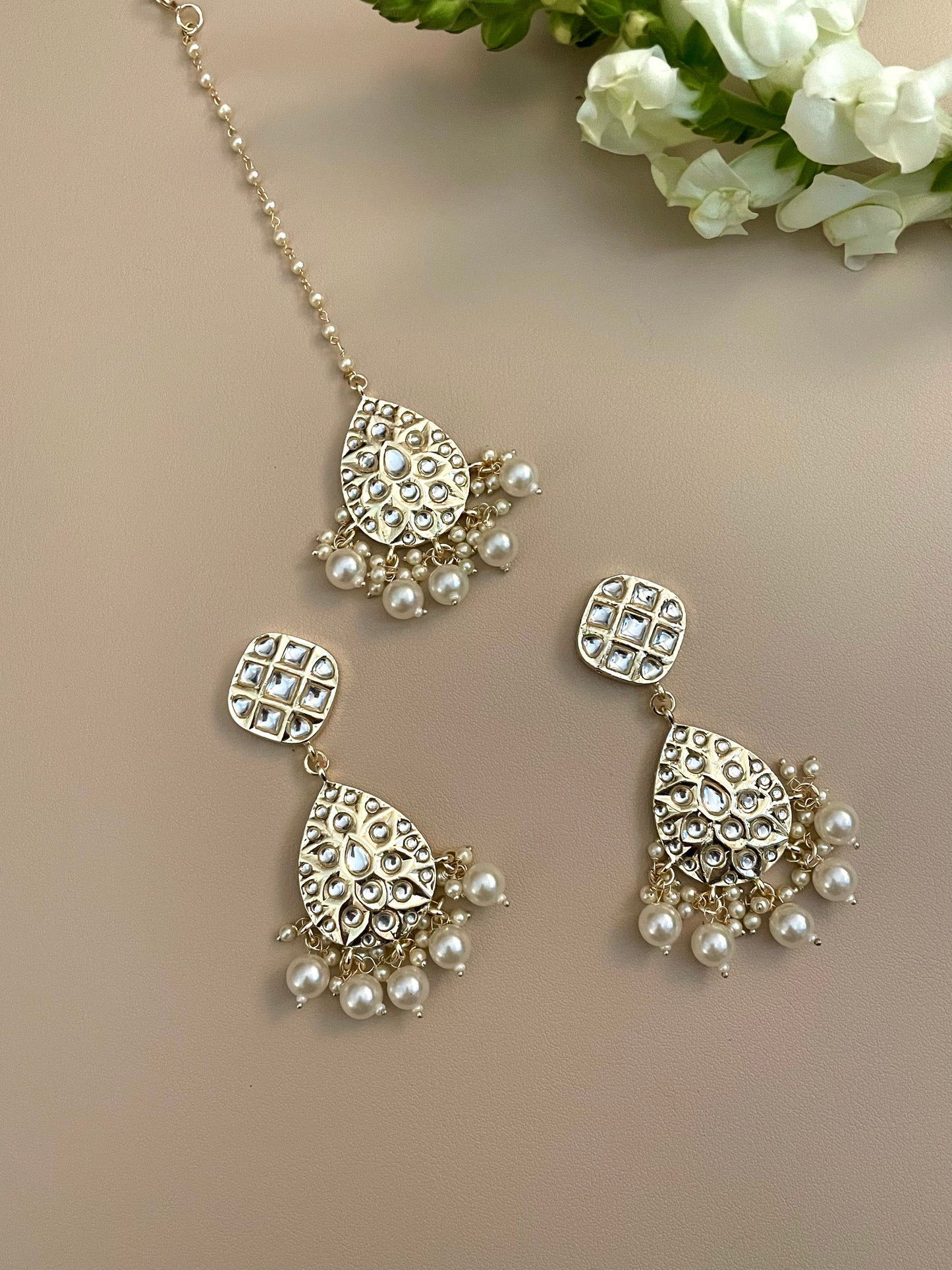 Desiha Earrings & Tikka Set