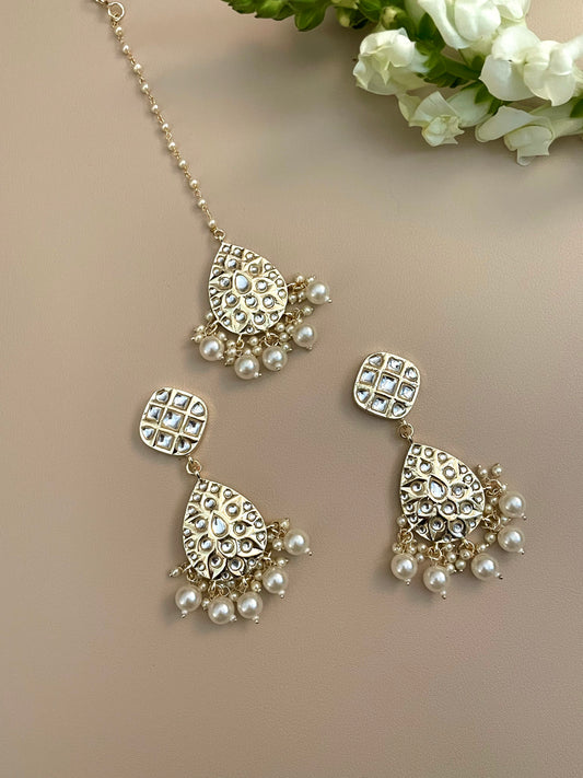 Desiha Earrings & Tikka Set