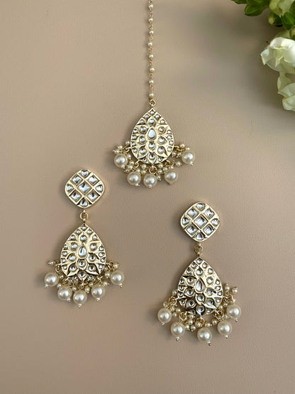 Desiha Earrings & Tikka Set