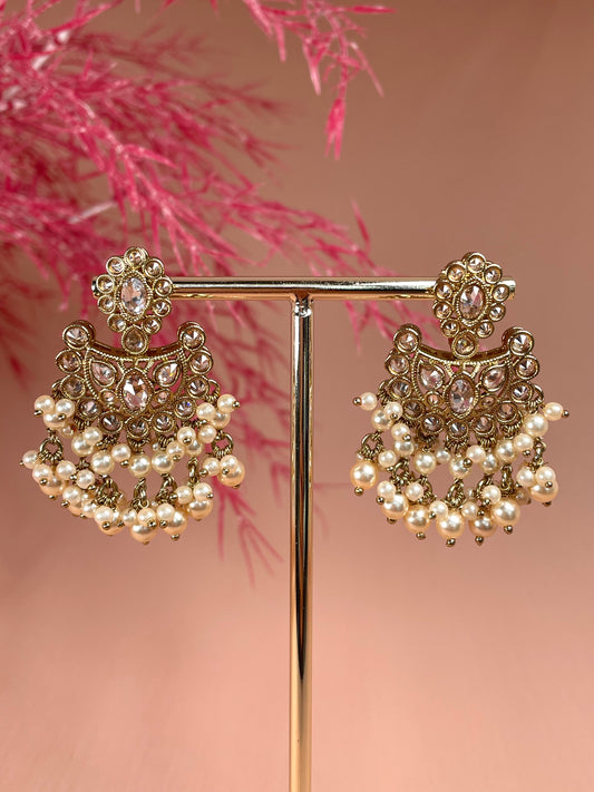 Achira Earrings