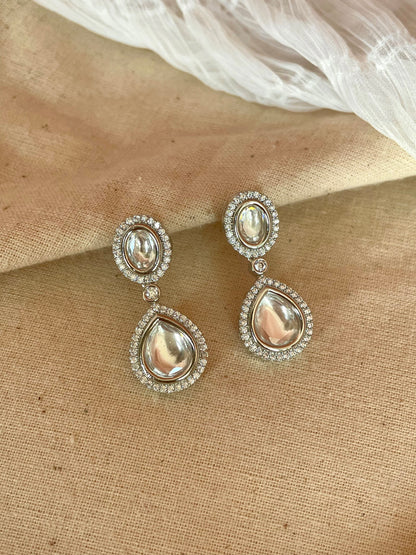 Vaani Kundan Earrings