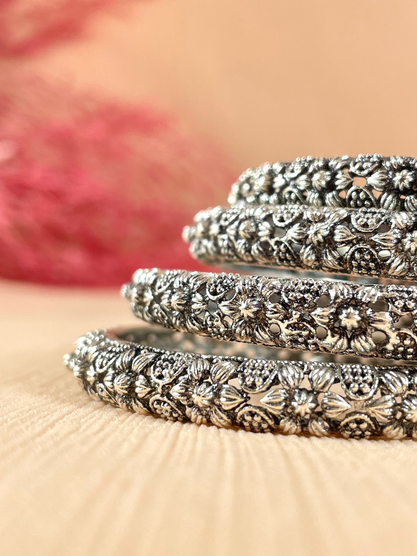 Maahi Kada Bangles